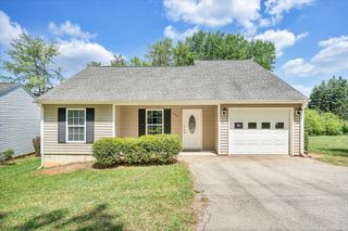 3824 Yellow Mountain RD, Roanoke, VA 24014