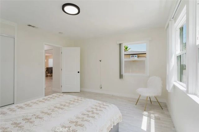 10423--10425 Mcclemont Avenue, Tujunga, CA 91042
