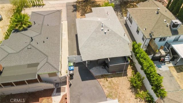 10423--10425 Mcclemont Avenue, Tujunga, CA 91042