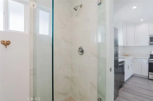 10423--10425 Mcclemont Avenue, Tujunga, CA 91042