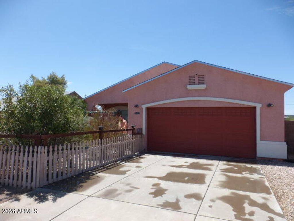 21817 W HARDING Avenue, Wittmann, AZ 85361 — exterior