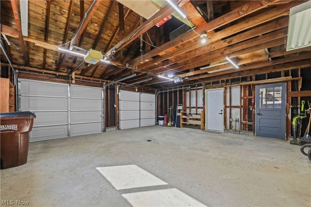 3411 Sweitzer Street NW, Uniontown, OH 44685