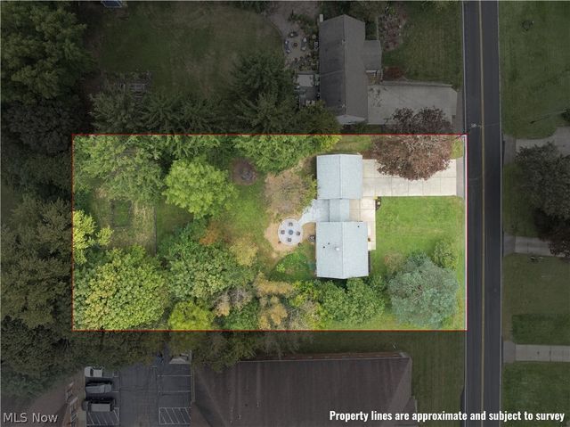 3411 Sweitzer Street NW, Uniontown, OH 44685