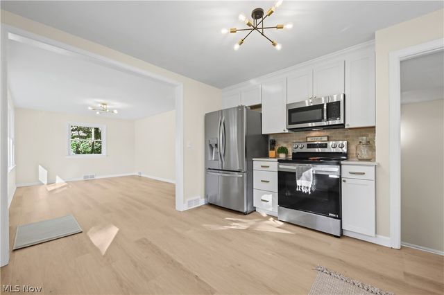 3411 Sweitzer Street NW, Uniontown, OH 44685