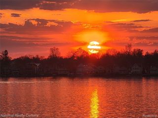 138 Welfare Boulevard, Walled Lake, MI 48390