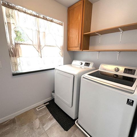 529 Kings Lynn Road, Stoughton, WI 53589