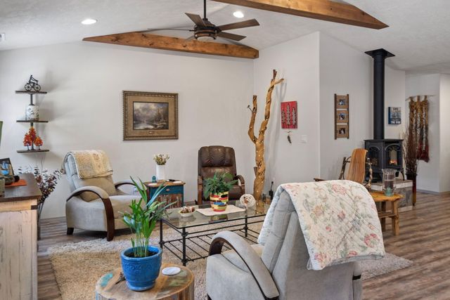 16121 Lava Drive, La Pine, OR 97739
