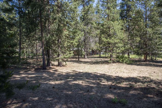 16121 Lava Drive, La Pine, OR 97739