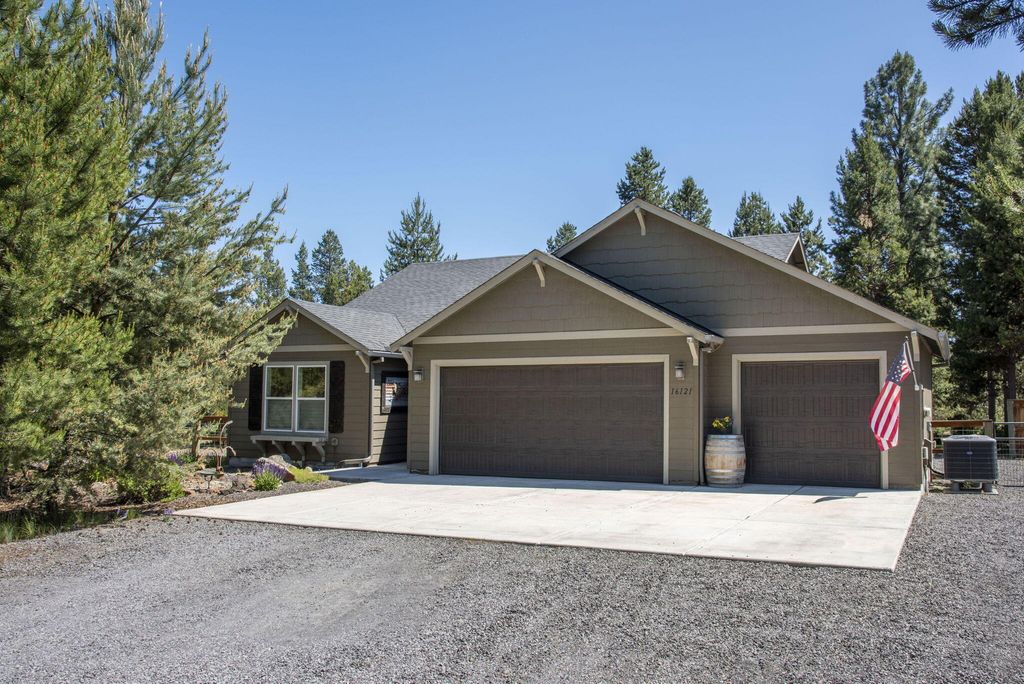 16121 Lava Drive, La Pine, OR 97739