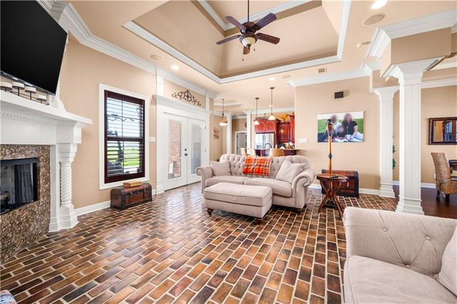 204 SAINT ANDREWS Drive, Alexandria, LA 71303