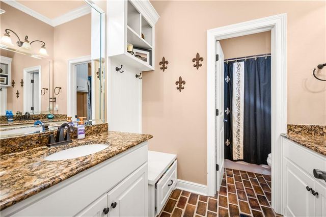 204 SAINT ANDREWS Drive, Alexandria, LA 71303