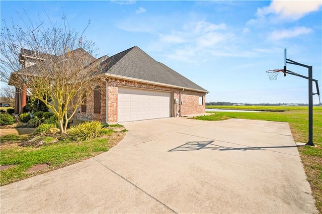 204 SAINT ANDREWS Drive, Alexandria, LA 71303