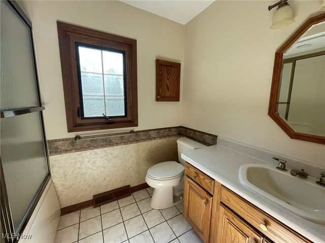 3733 River Lane, Rocky River, OH 44116