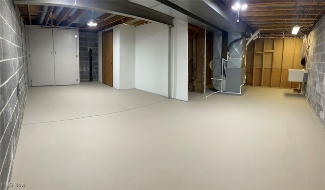 3733 River Lane, Rocky River, OH 44116