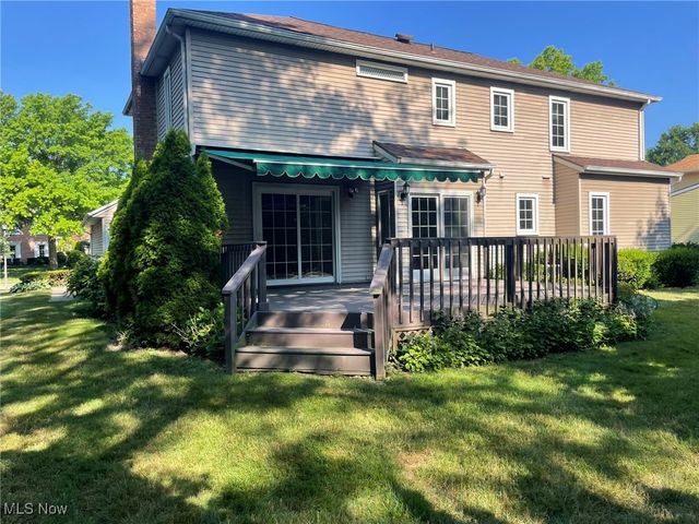 3733 River Lane, Rocky River, OH 44116