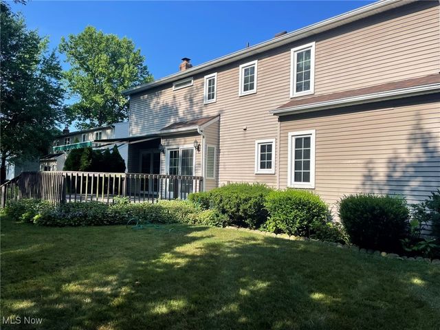 3733 River Lane, Rocky River, OH 44116