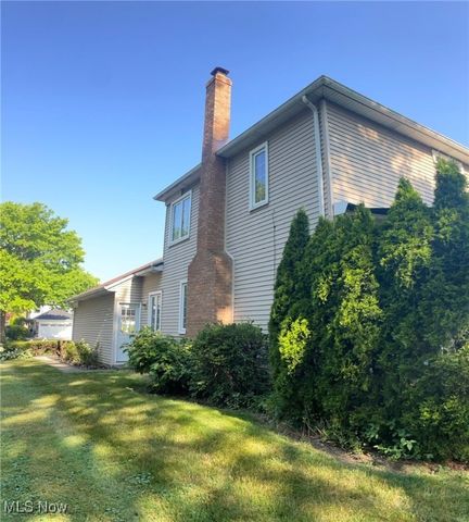 3733 River Lane, Rocky River, OH 44116