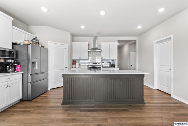 9007 Alexandra Road, Bellevue, NE 68157