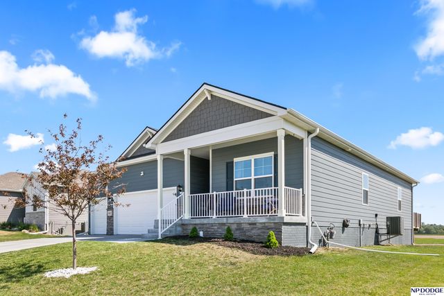 9007 Alexandra Road, Bellevue, NE 68157