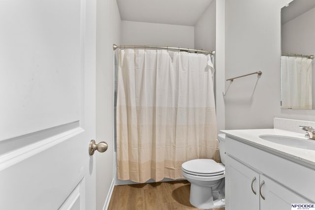 9007 Alexandra Road, Bellevue, NE 68157