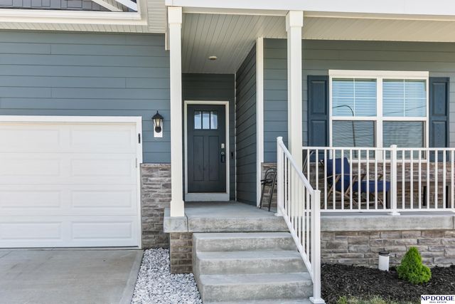 9007 Alexandra Road, Bellevue, NE 68157