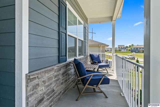 9007 Alexandra Road, Bellevue, NE 68157