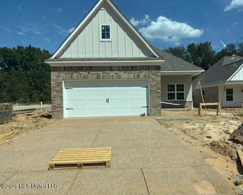 7208 Fairmont Pl Cove, Southaven, MS 38671 — exterior