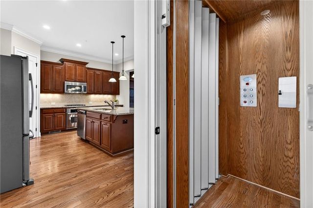 1311 Lullwater Park Circle, Atlanta, GA 30306