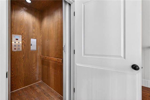 1311 Lullwater Park Circle, Atlanta, GA 30306