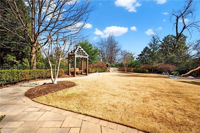 1311 Lullwater Park Circle, Atlanta, GA 30306