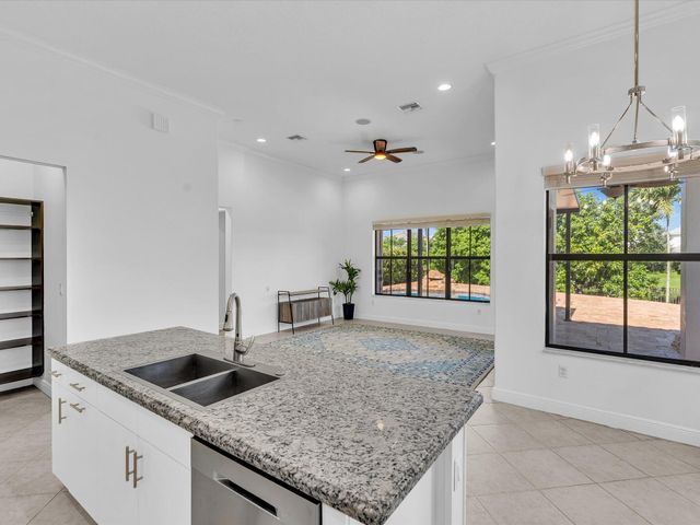 2680 NW 84TH Way, Cooper City, FL 33024