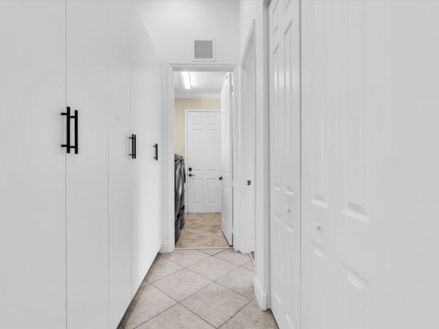 2680 NW 84TH Way, Cooper City, FL 33024