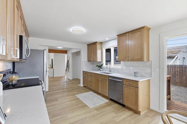 304 E Columbia Ave, Spokane, WA 99208