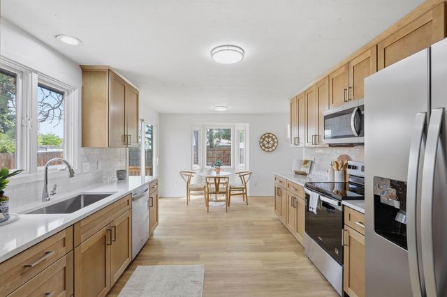 304 E Columbia Ave, Spokane, WA 99208