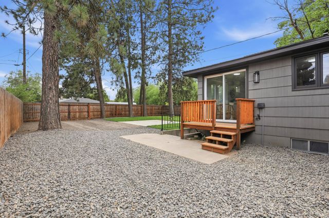 304 E Columbia Ave, Spokane, WA 99208