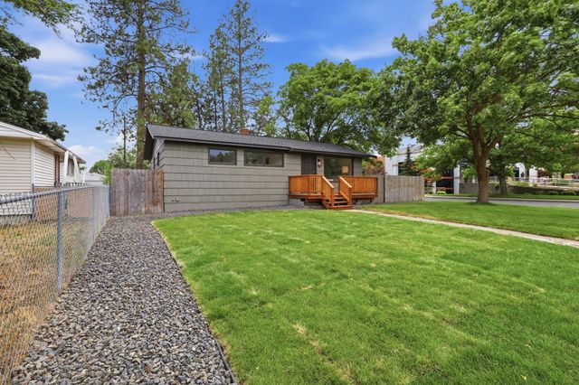 304 E Columbia Ave, Spokane, WA 99208
