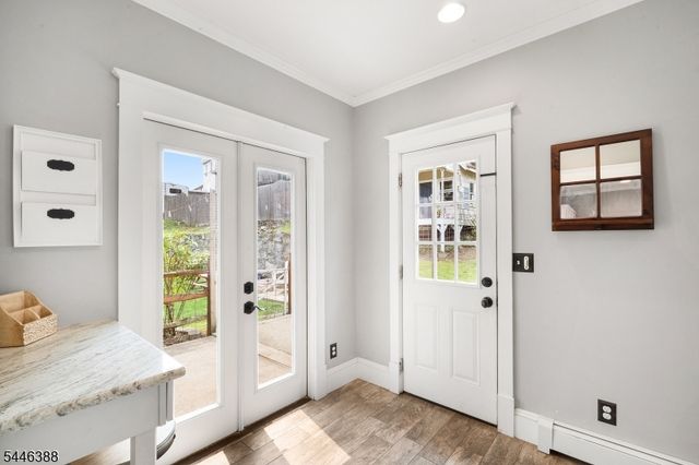 4 Musconetcong Ave, Stanhope Boro, NJ 07874