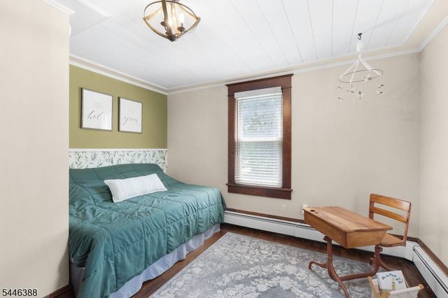 4 Musconetcong Ave, Stanhope Boro, NJ 07874