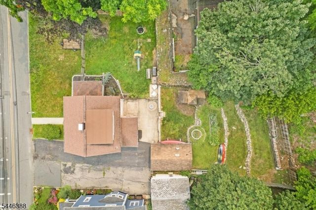 4 Musconetcong Ave, Stanhope Boro, NJ 07874