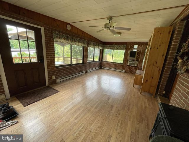 72 PRESTON RD, Wernersville, PA 19565