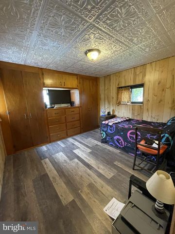 72 PRESTON RD, Wernersville, PA 19565