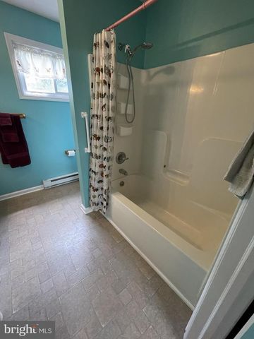72 PRESTON RD, Wernersville, PA 19565