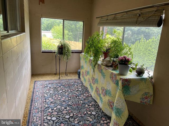 72 PRESTON RD, Wernersville, PA 19565