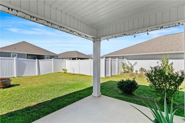 10948 War Emblem Avenue, Daphne, AL 36526