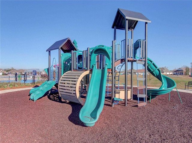 10948 War Emblem Avenue, Daphne, AL 36526