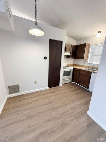 76 PEACHTREE Lane, Fairview Heights, IL 62208