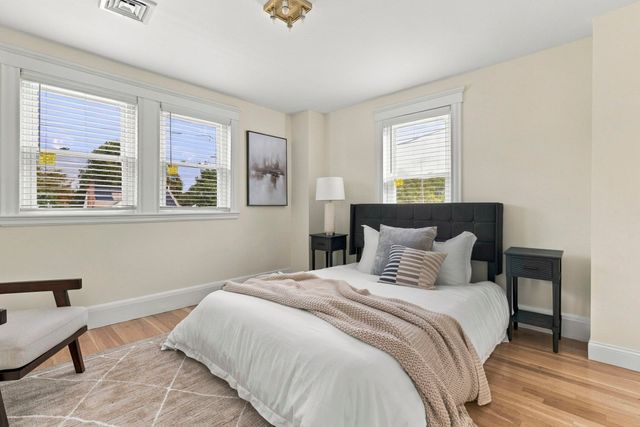 814 Lynnfield Street, Lynnfield, MA 01940