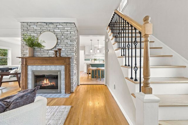 814 Lynnfield Street, Lynnfield, MA 01940