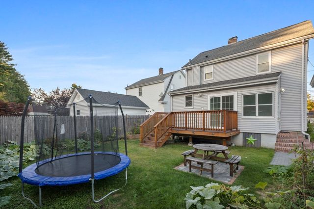 814 Lynnfield Street, Lynnfield, MA 01940