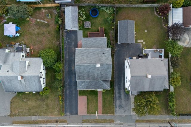 814 Lynnfield Street, Lynnfield, MA 01940